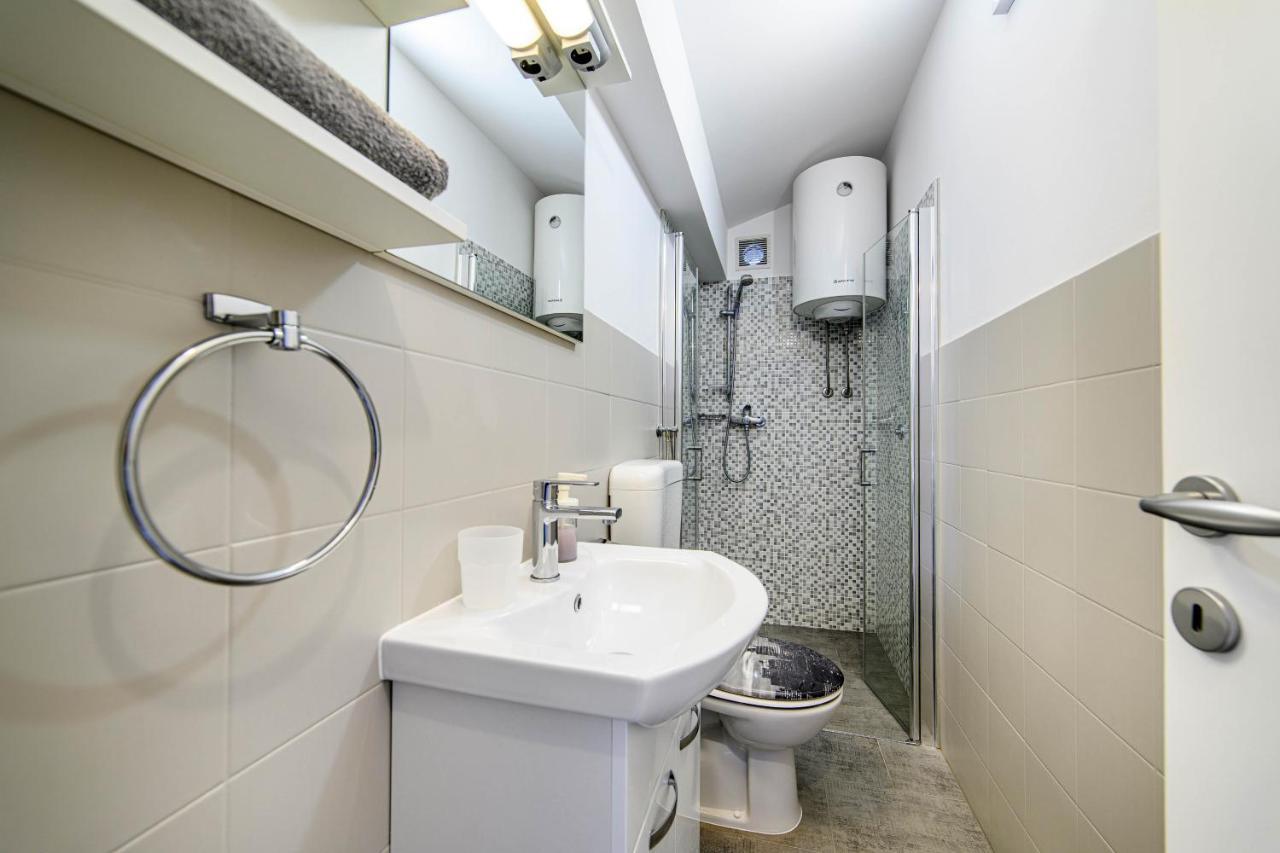 Apartman More シベニク エクステリア 写真