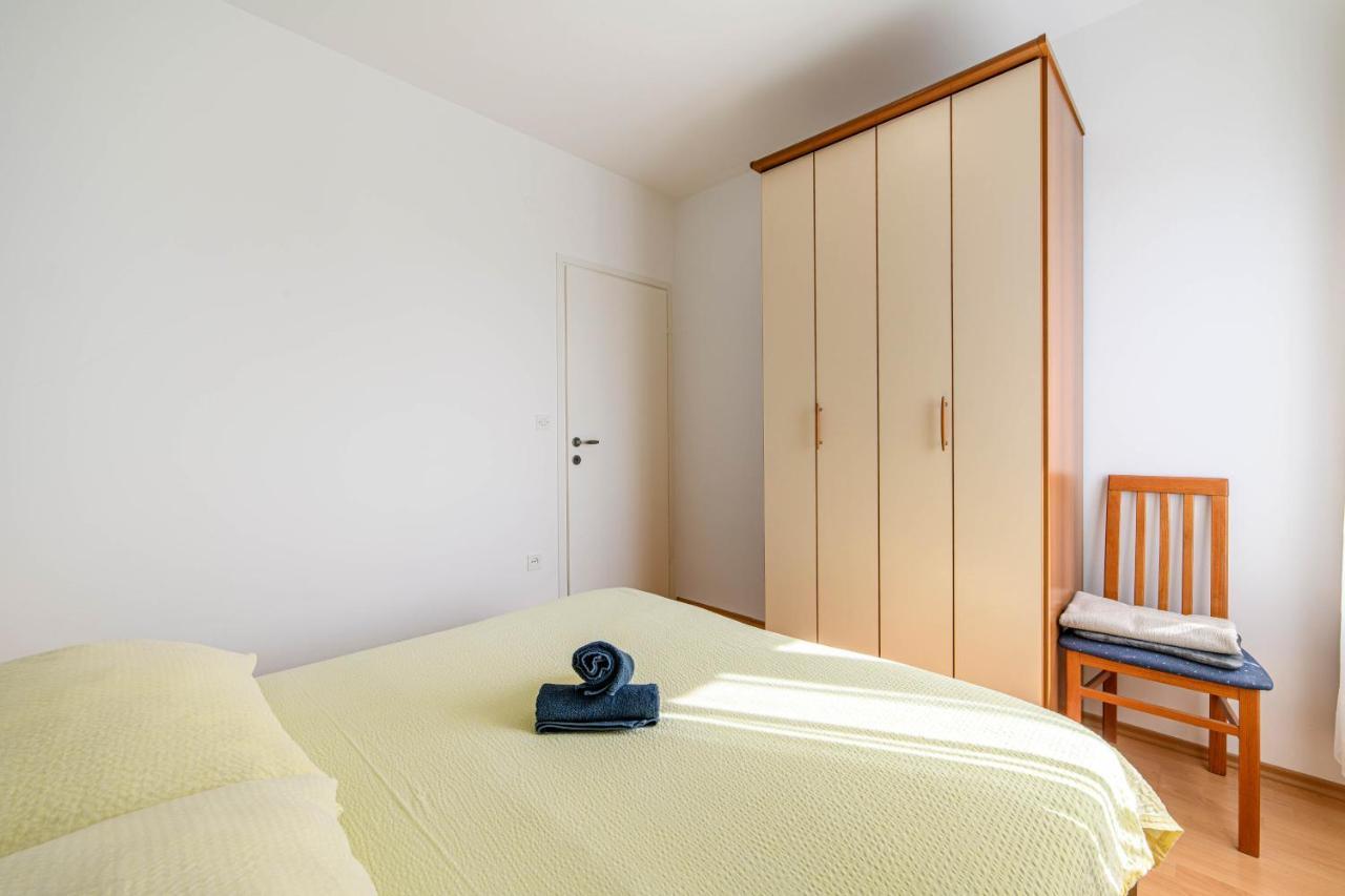 Apartman More シベニク エクステリア 写真