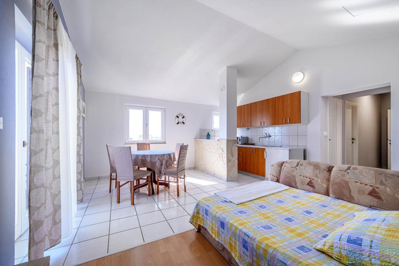 Apartman More シベニク エクステリア 写真